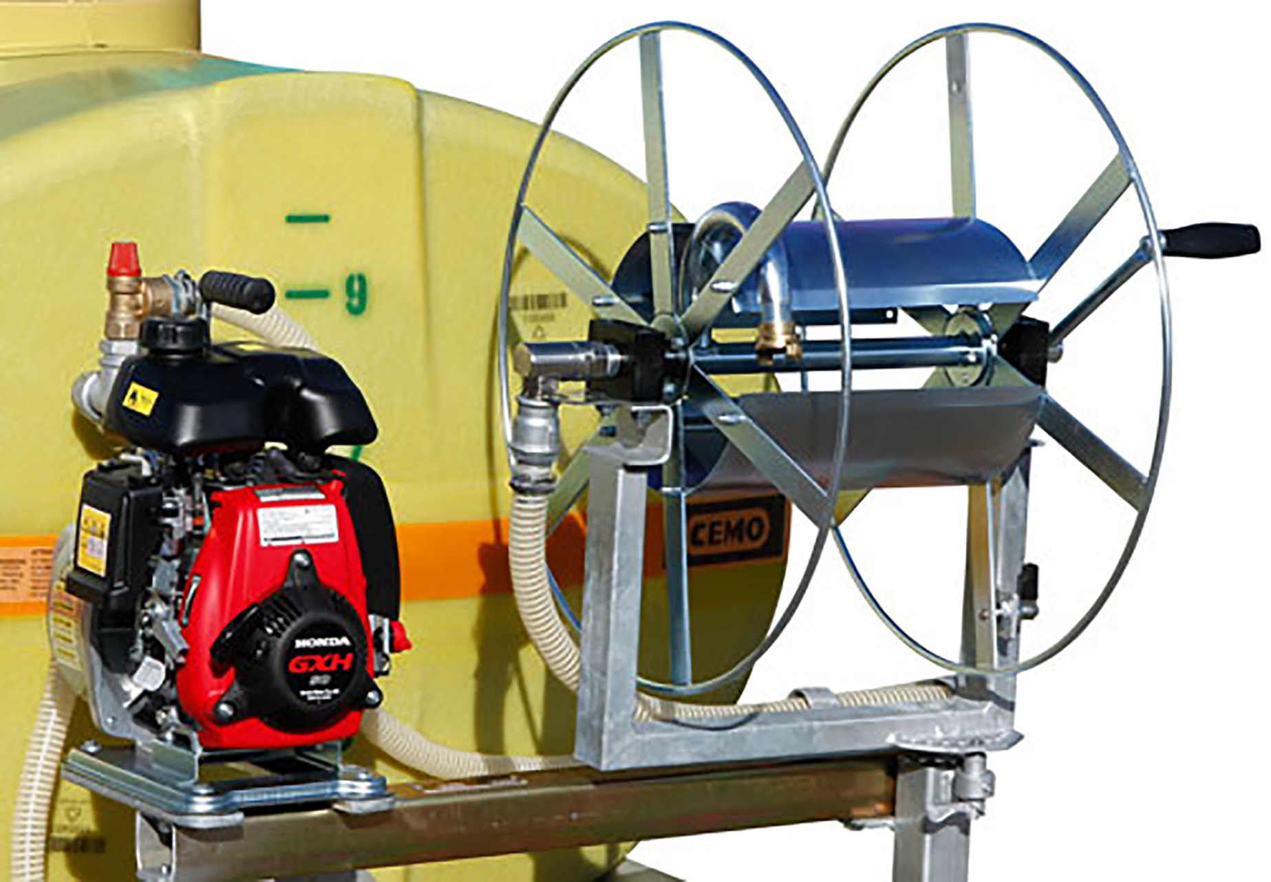 BWS-130_Aufbaupumpe-mit-Schlauchhaspel_ohne-Schlauch_7740 Anbaupumpe, Schlauchhaspel und Anbaukonsole zur Nachrüstung, Maschine, Motor