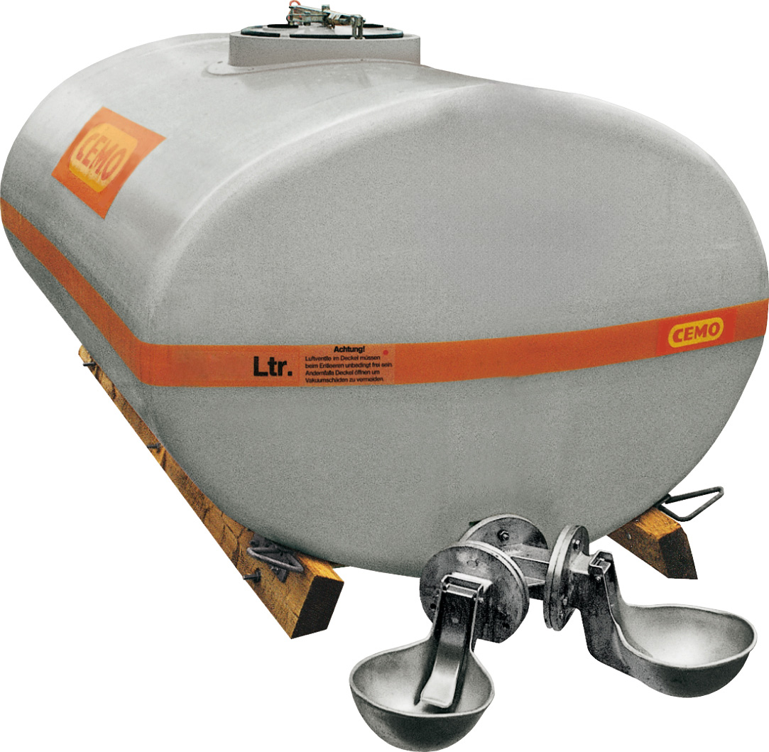 1051_neu Beispiel Weidefass 1500 Liter mit Anbautränken – grau eingefärbt dadurch besonders UV-beständig