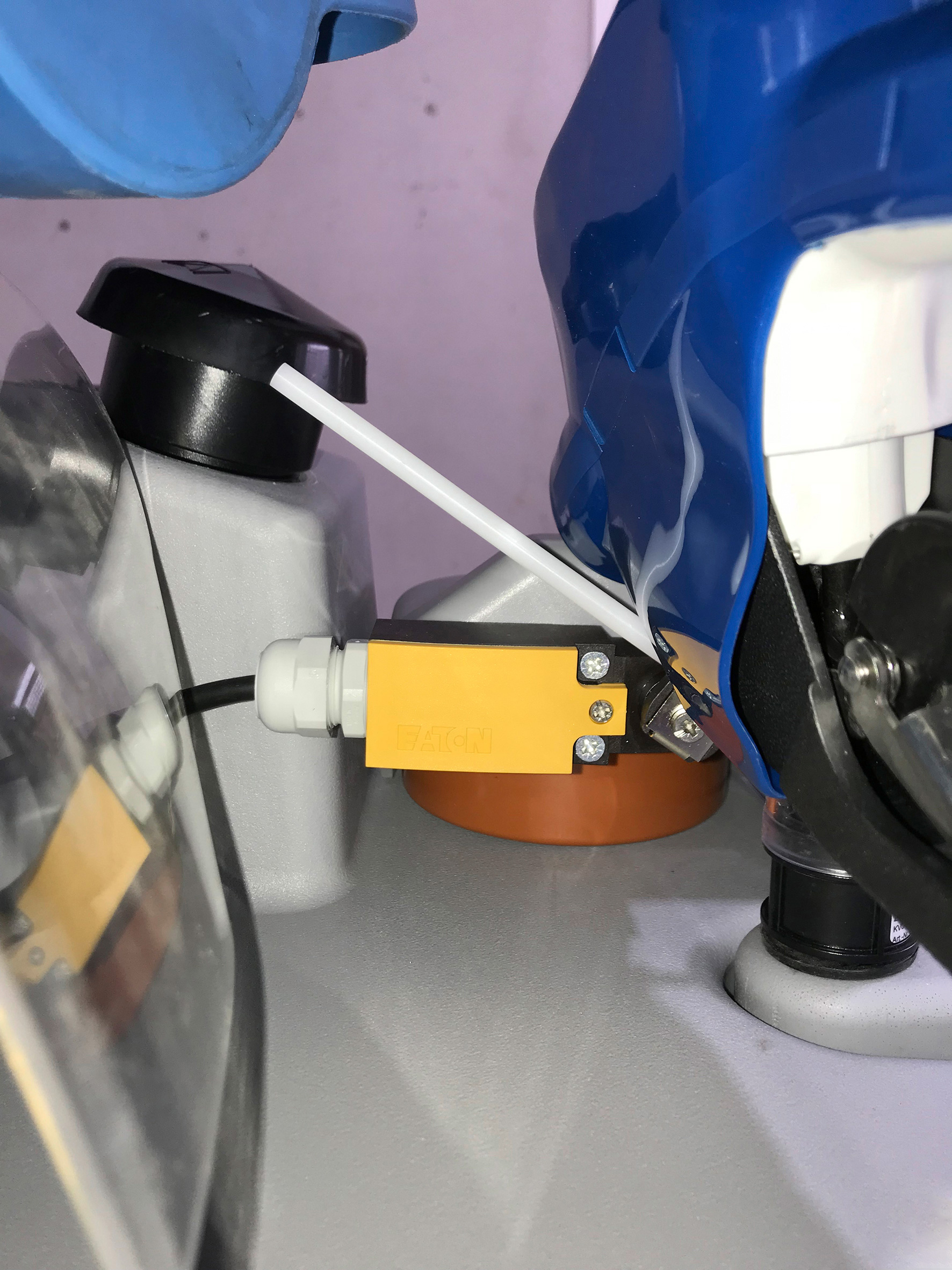 Tankautomat_02 AdBlue CUBE-Tank Vorrichtung für Anschluss an Tankautomat