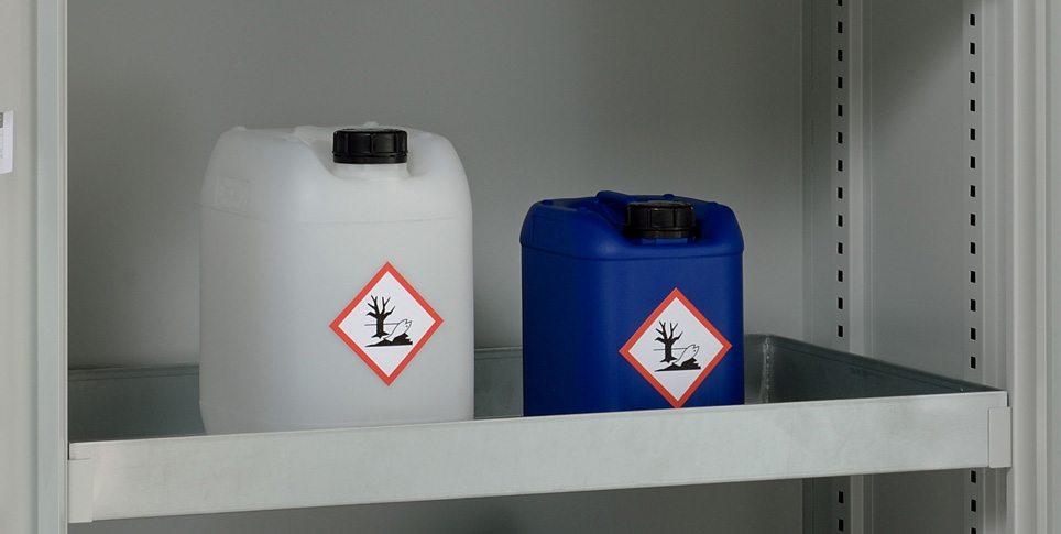 11002-Wannenboden Beispiel Wannenboden aus Stahlblech als zusätzliche Lagerebene