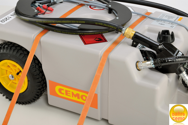 416504e3342bad5102411c5573c43ee6 Beispiel CEMO Dieseltrolley – Zurrgurte für die Transport-Befestigung